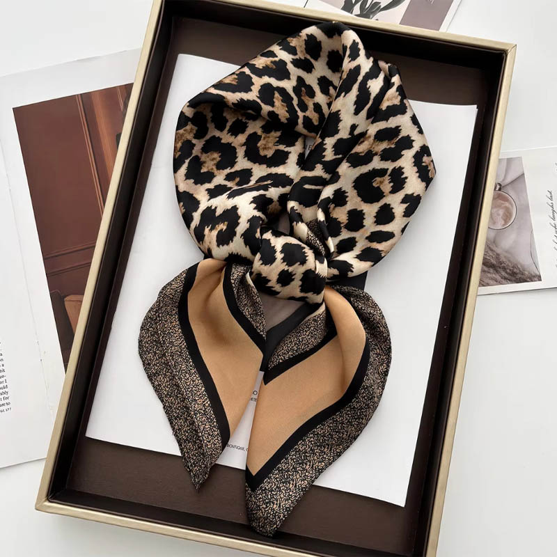 Luxo leopardo impressão femini - Ascot Neck Scarf avaliação e preço